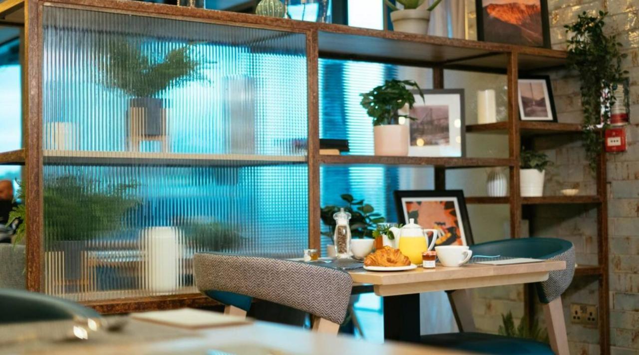 Hilton Garden Inn Peterborough City Centre Екстер'єр фото
